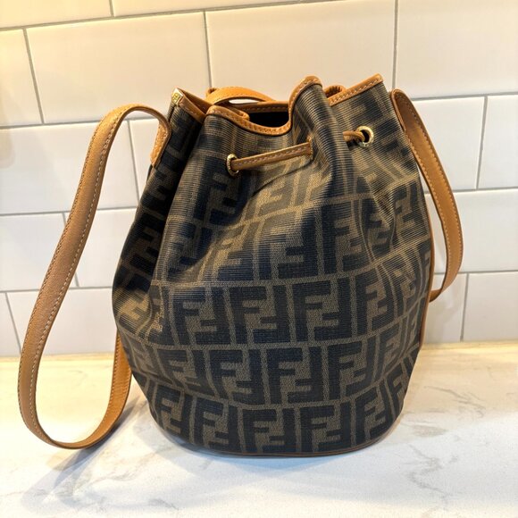 Vintage FENDI 1990s Zucca Print Bucket Bag Excellent Condition with Dust Bag - Picture 4 of 16